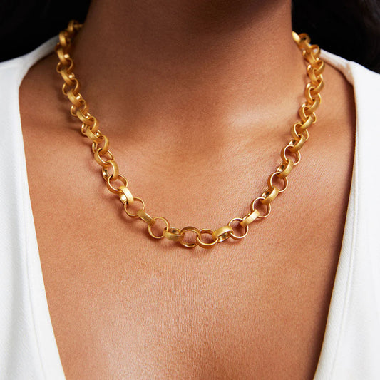 Petite Pave Neckl